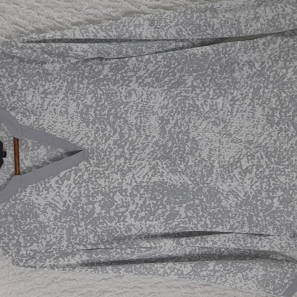 Kenneth Cole Tops - Kenneth Cole Select Top Medium Gray #A25